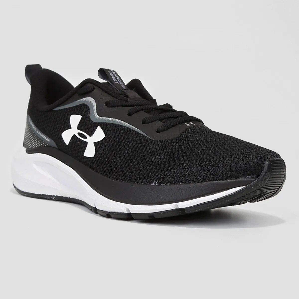 [App] Tnis Under Armour Charged First - Preto